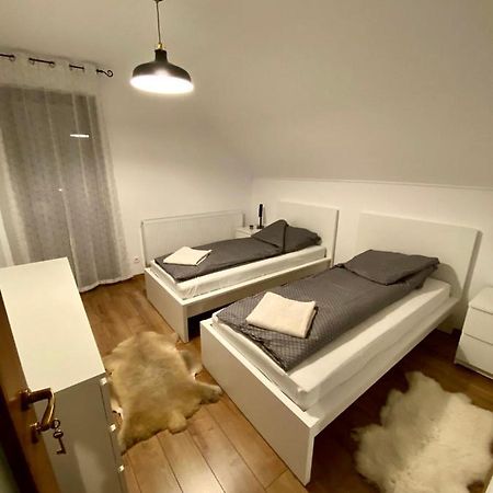 Bokorlak Apartment Odorheiu Secuiesc Exteriör bild